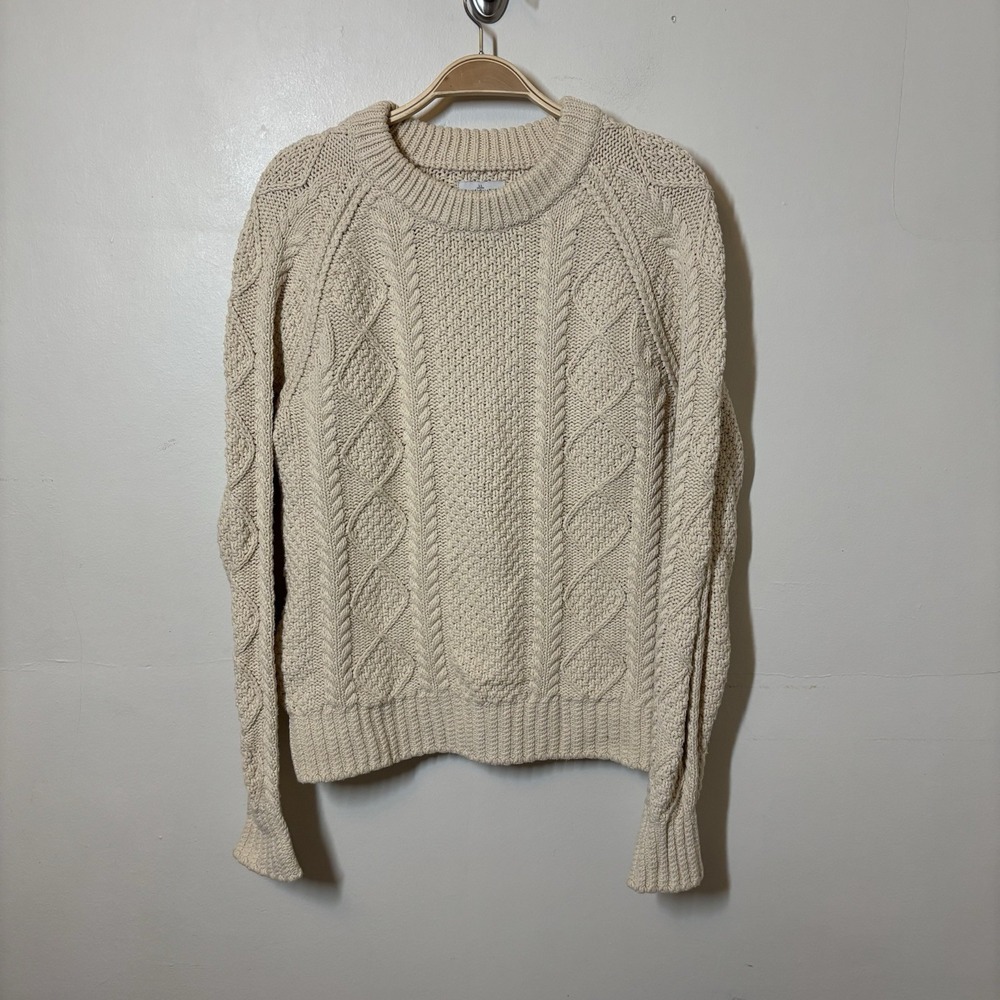 LL Bean Signature Women's Sweater Fisherman Cable Knit Chunky‎ M Heavy Cotton